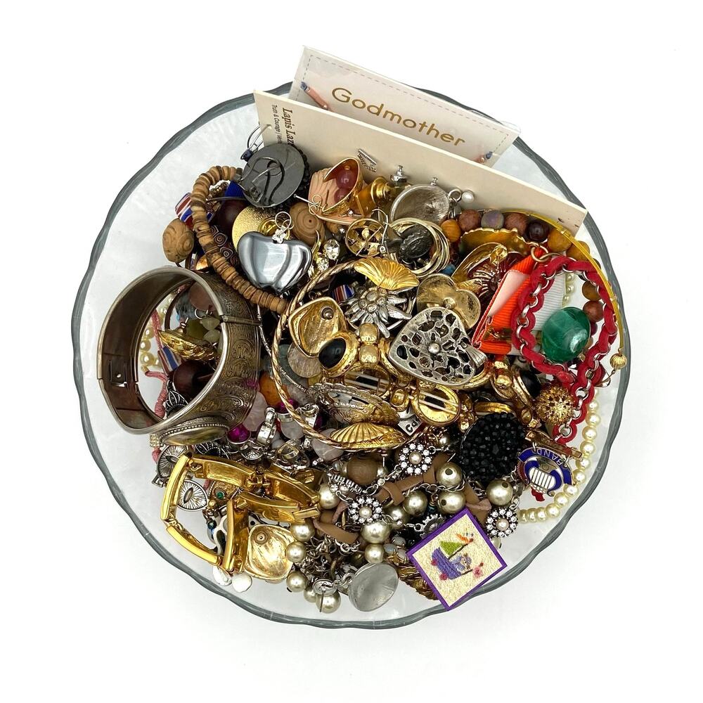 Jewelry Junk Lot Crafts Wearable Broken Junk Drawer Vintage To Modern  3.03 LBS
